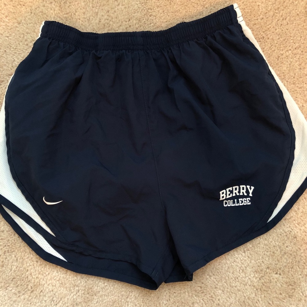 Nike Tempo Dry Fit